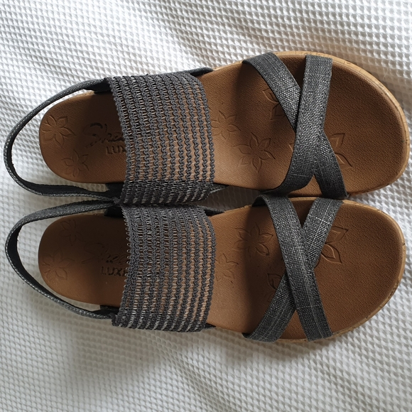 SKECHERS Wedge heeled sandal!Size AU 6/EU 36 - Picture 2 of 5